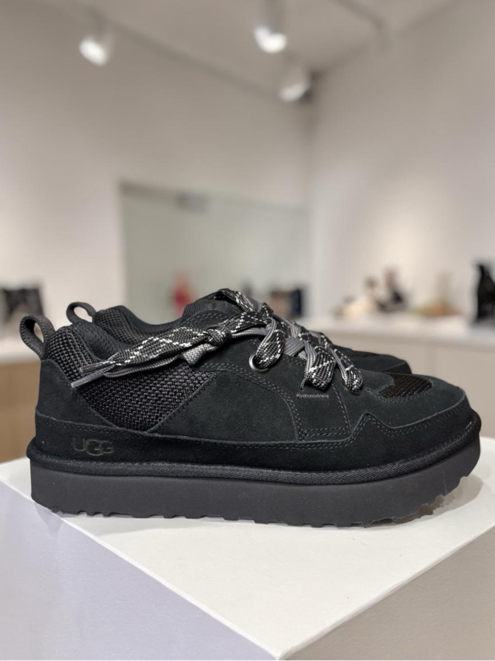 UGG Men’s Lo Lowmel - Black Suede Low Sneaker Boot Size 11 / Lace-Up NWOT 🥾